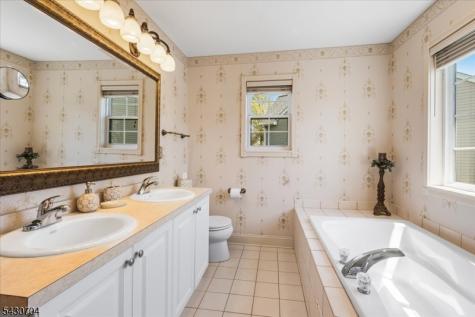 30 Francis Drive Bridgewater NJ 08807
