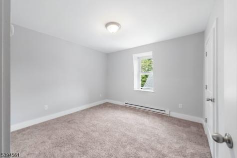 66 Leigh Street Clinton NJ 08809