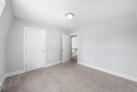 66 Leigh Street Clinton NJ 08809