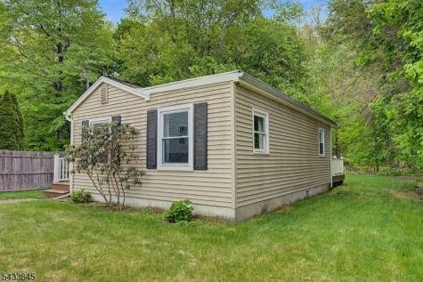 83 Doty Road Wanaque NJ 07420