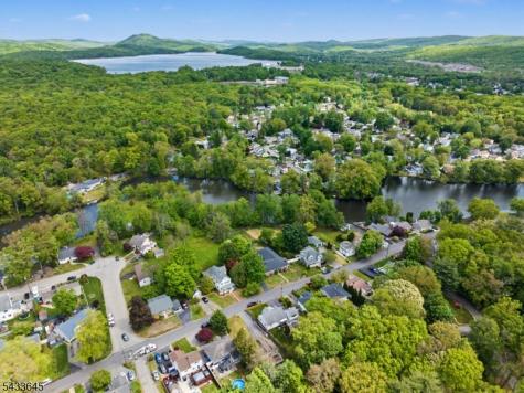 83 Doty Road Wanaque NJ 07420