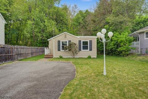 83 Doty Road Wanaque NJ 07420