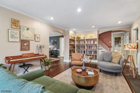 289 Western Drive S. South Orange Village NJ 07079