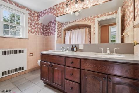 289 Western Drive S. South Orange Village NJ 07079