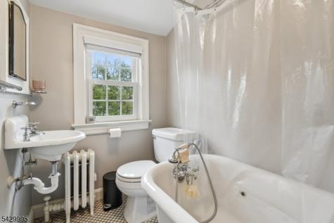 289 Western Drive S. South Orange Village NJ 07079