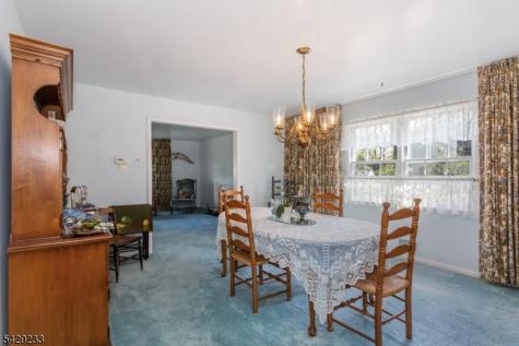 557 Taunton Road Wyckoff NJ 07481