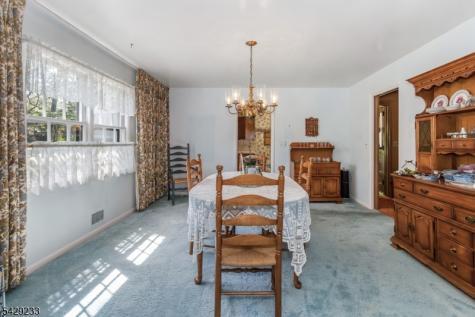 557 Taunton Road Wyckoff NJ 07481