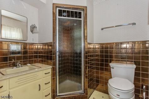 557 Taunton Road Wyckoff NJ 07481