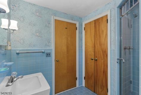 557 Taunton Road Wyckoff NJ 07481