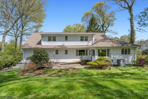 557 Taunton Road Wyckoff NJ 07481