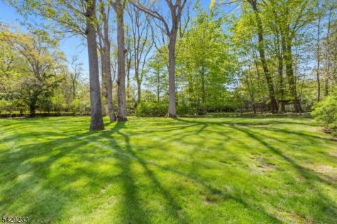557 Taunton Road Wyckoff NJ 07481