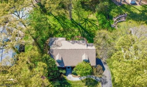 557 Taunton Road Wyckoff NJ 07481