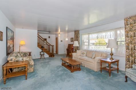 557 Taunton Road Wyckoff NJ 07481