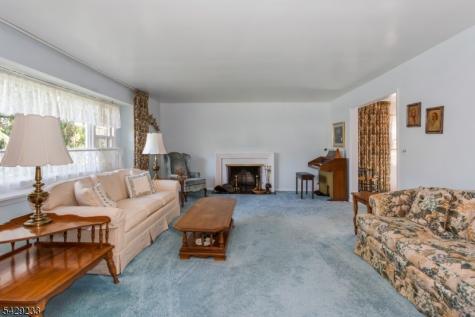 557 Taunton Road Wyckoff NJ 07481
