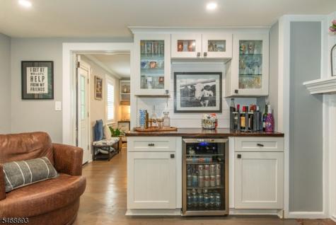 37 Wayland Drive Verona NJ 07044
