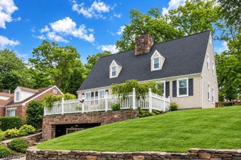 37 Wayland Drive Verona NJ 07044