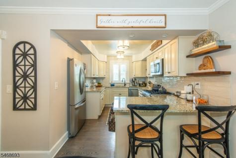 37 Wayland Drive Verona NJ 07044