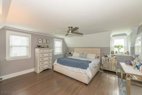 37 Wayland Drive Verona NJ 07044