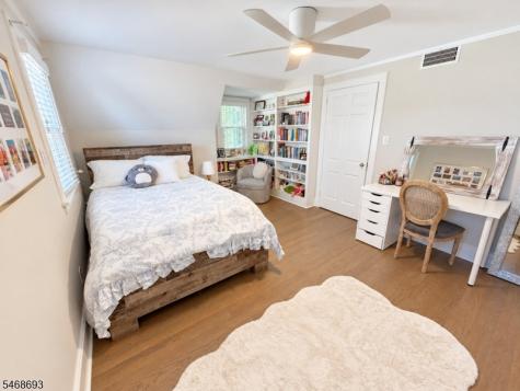 37 Wayland Drive Verona NJ 07044