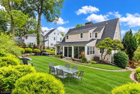 37 Wayland Drive Verona NJ 07044