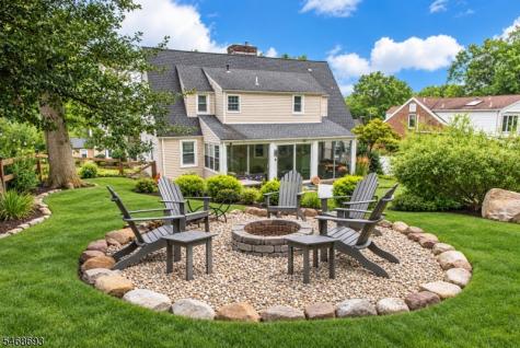 37 Wayland Drive Verona NJ 07044