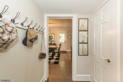 37 Wayland Drive Verona NJ 07044