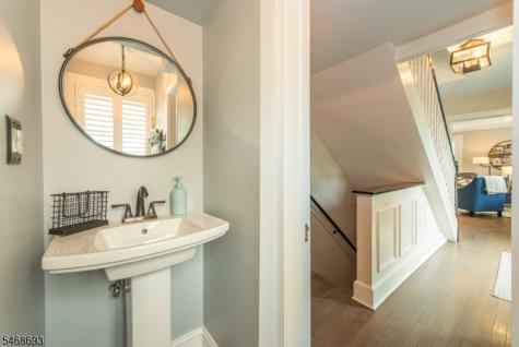 37 Wayland Drive Verona NJ 07044