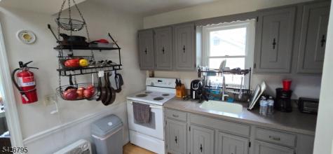 5 Geneva Trail Hopatcong NJ 07843