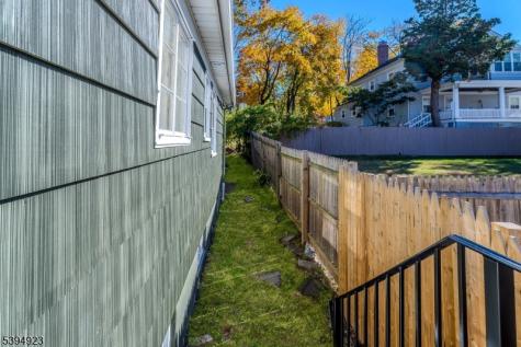 668 Lincoln Avenue City Of Orange NJ 07050