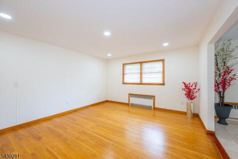 417 Linden Avenue Rahway NJ 07065