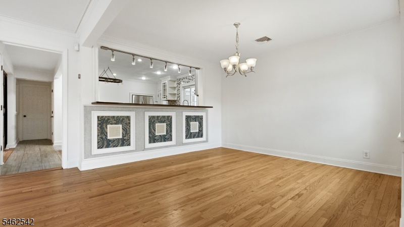 303 Huntington Road Union NJ 07083