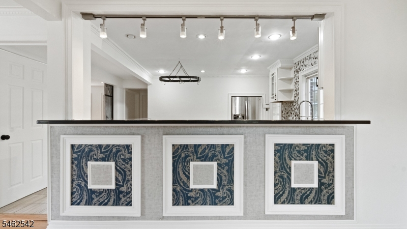 303 Huntington Road Union NJ 07083