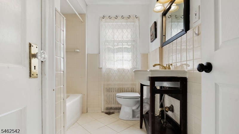 303 Huntington Road Union NJ 07083
