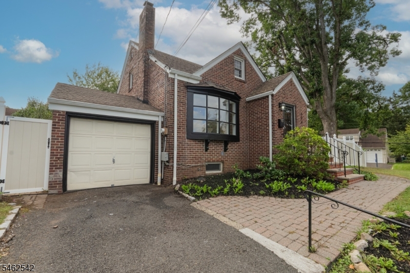 303 Huntington Road Union NJ 07083