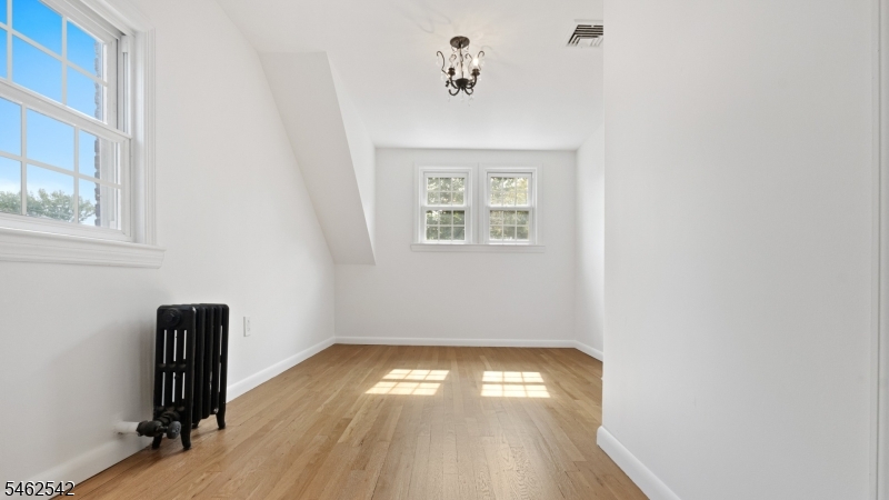 303 Huntington Road Union NJ 07083