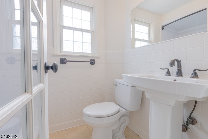 303 Huntington Road Union NJ 07083