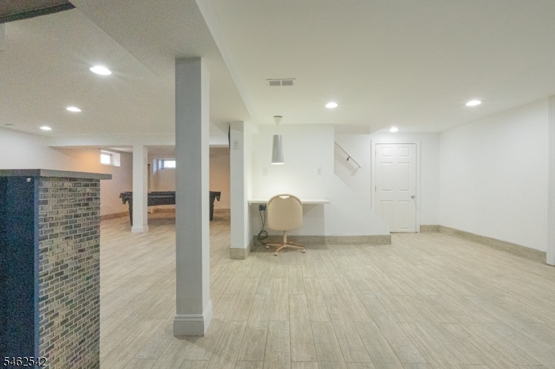 303 Huntington Road Union NJ 07083