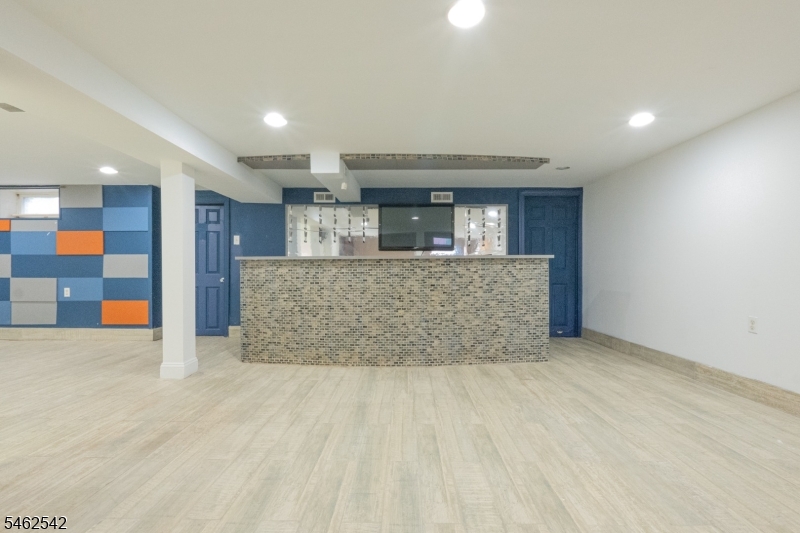 303 Huntington Road Union NJ 07083