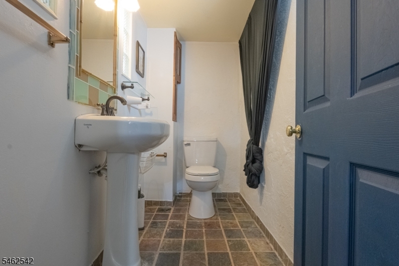 303 Huntington Road Union NJ 07083