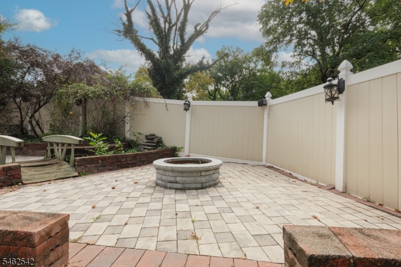303 Huntington Road Union NJ 07083