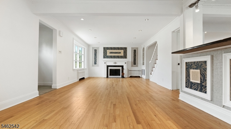 303 Huntington Road Union NJ 07083