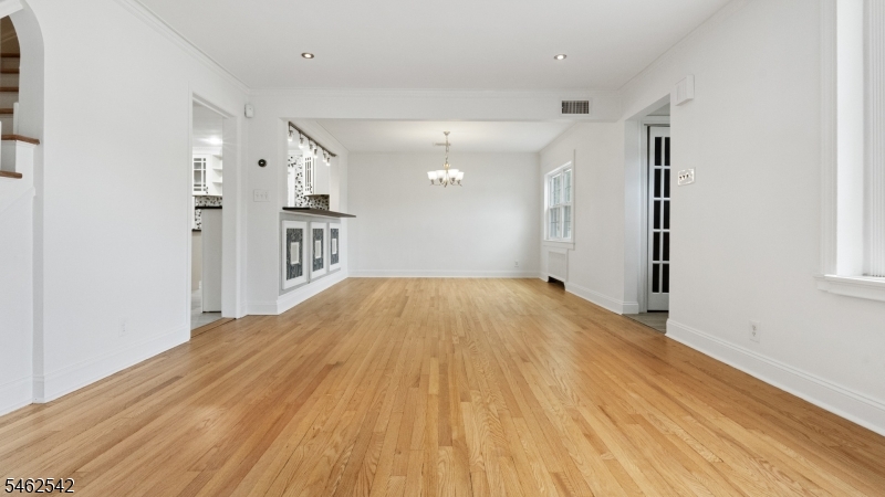 303 Huntington Road Union NJ 07083