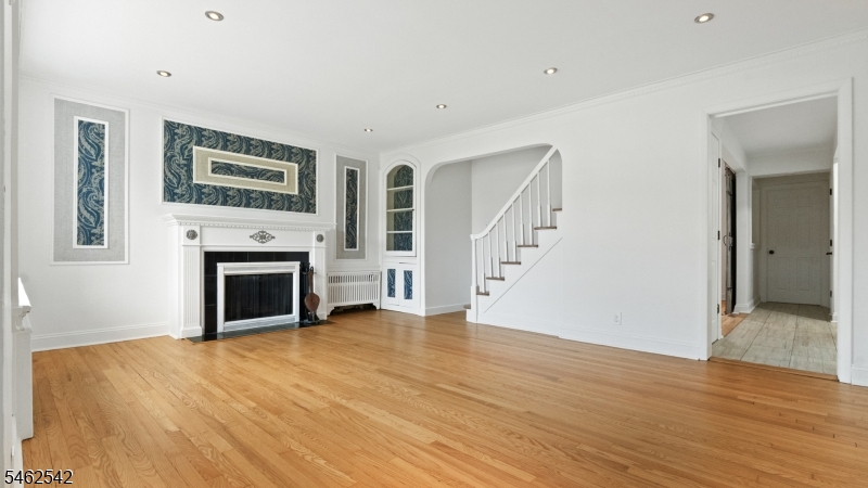 303 Huntington Road Union NJ 07083