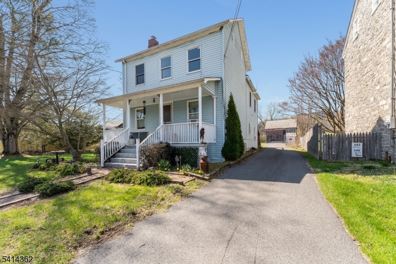 243 County Road 627 Pohatcong NJ 08848