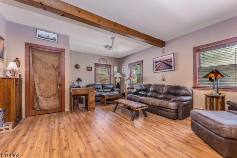 243 County Road 627 Pohatcong NJ 08848