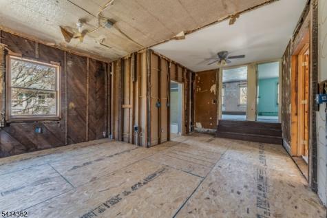 243 County Road 627 Pohatcong NJ 08848