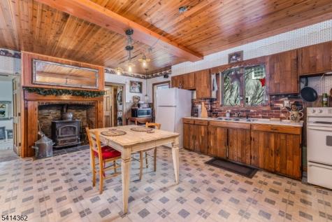 243 County Road 627 Pohatcong NJ 08848