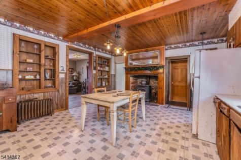 243 County Road 627 Pohatcong NJ 08848