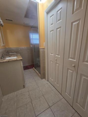 65 Shady Lane Bridgewater NJ 08805