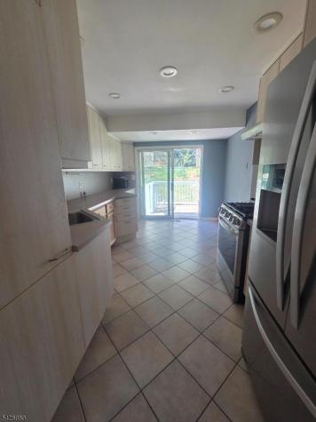 65 Shady Lane Bridgewater NJ 08805